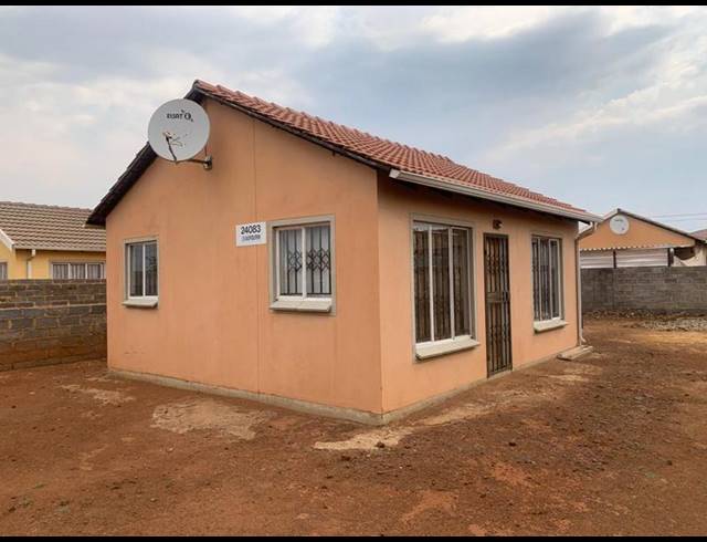 2 BEDROOM HOUSE FOR SALE IN PROTEA GLEN EXT